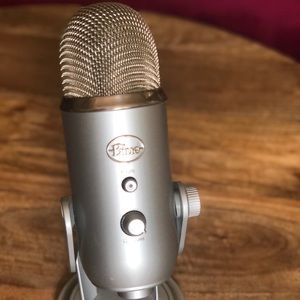 Blue Yeti USB Microphone